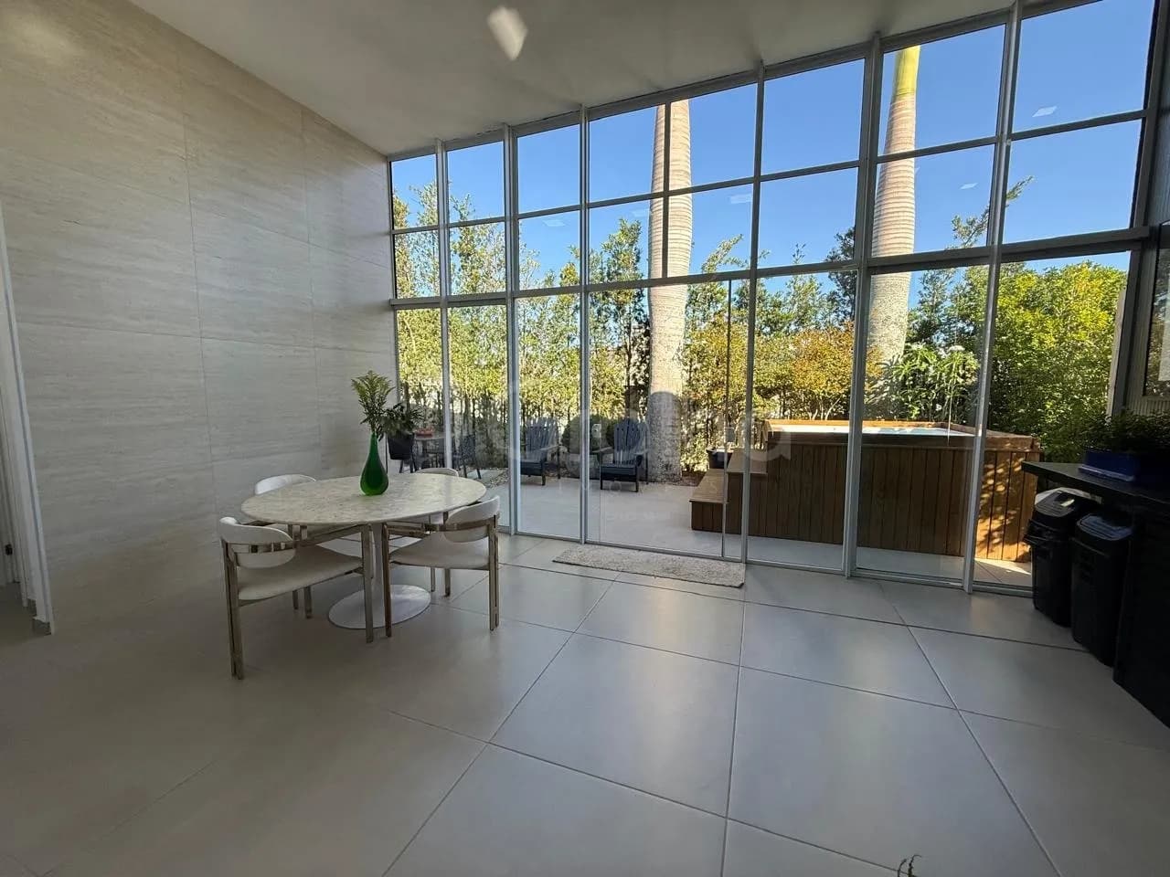 Casa de condomínio para venda com 3 dormitórios em Campeche com 222 m² — foto 4