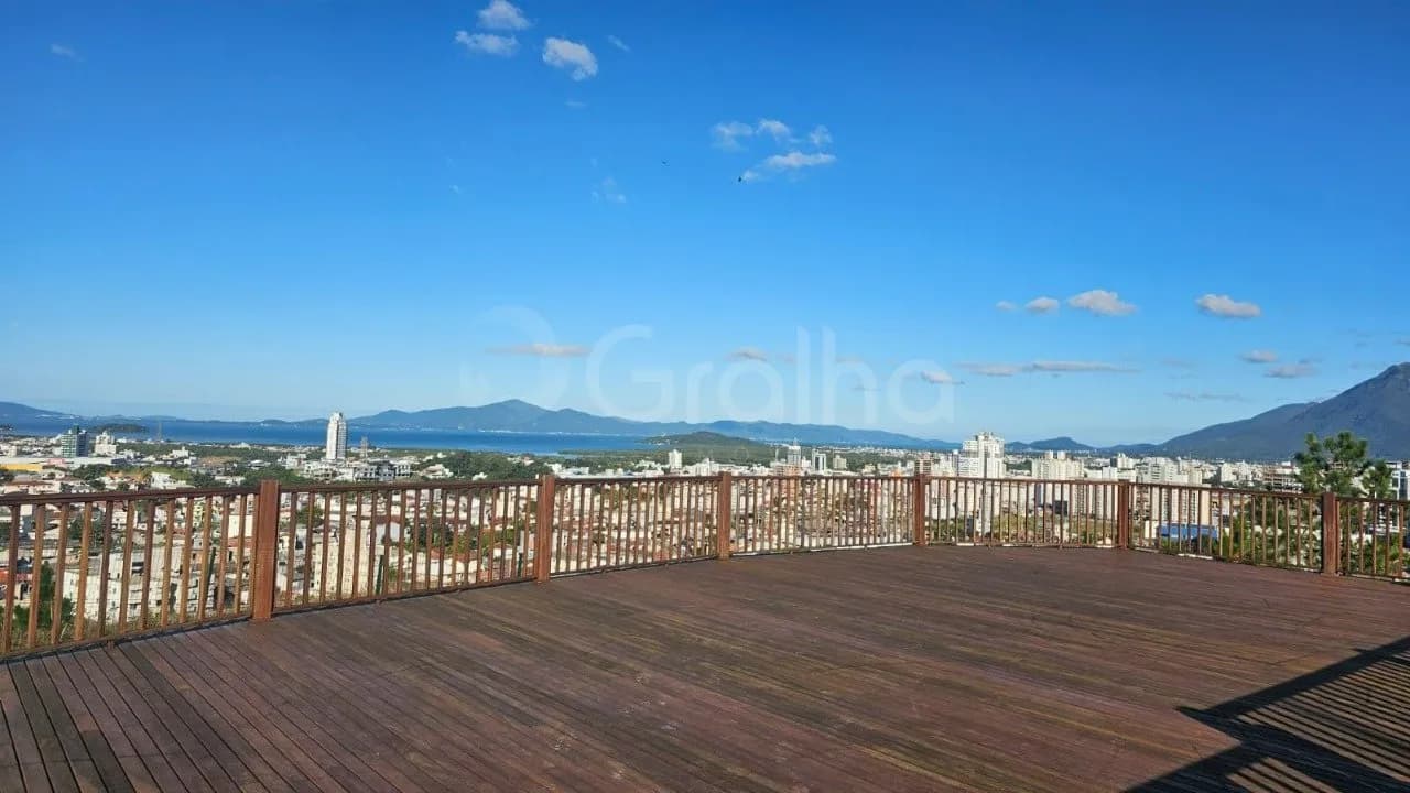 para venda em Pedra Branca com 360 m² — foto principal