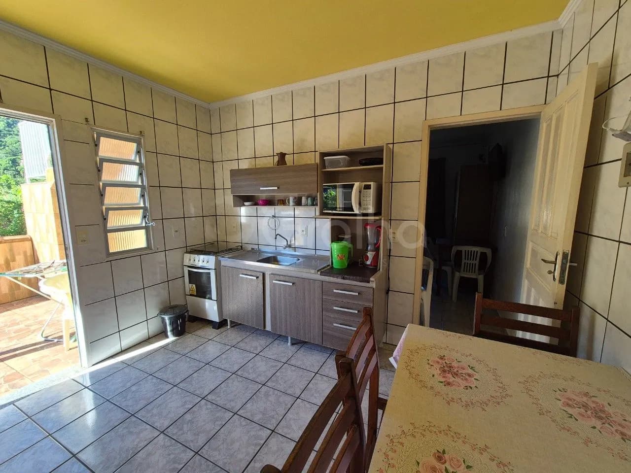 Casa para venda com 7 dormitórios em Barra Da Lagoa com 177 m² — foto 2