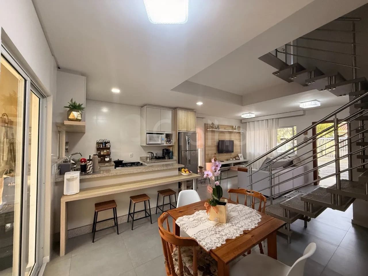 Casa para venda com 3 dormitórios em Ribeirão da Ilha com 113 m² — foto 3