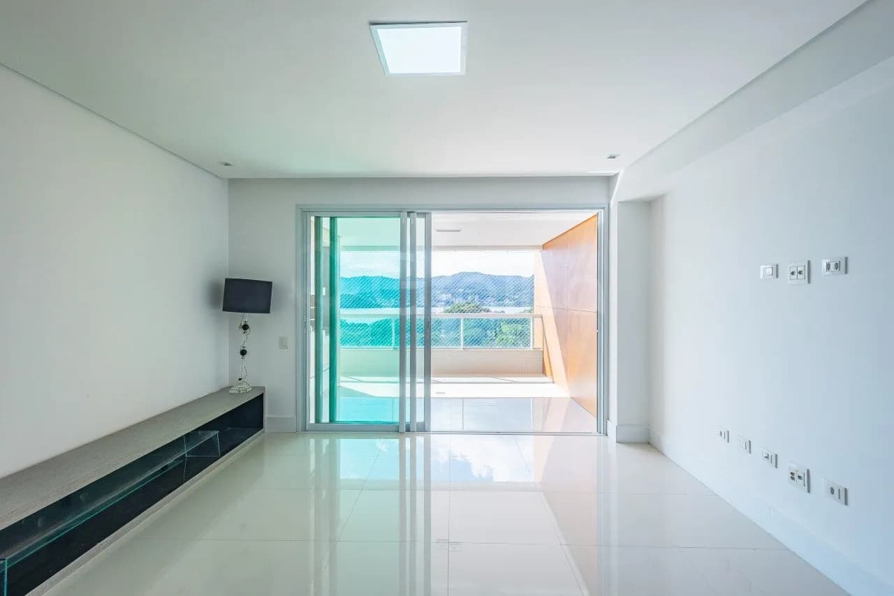 Apartamento para venda com 3 dormitórios em Agronômica com 162 m² — foto 3