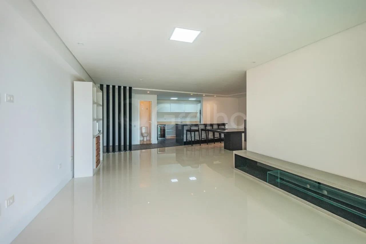 Apartamento para venda com 3 dormitórios em Agronômica com 162 m² — foto 4