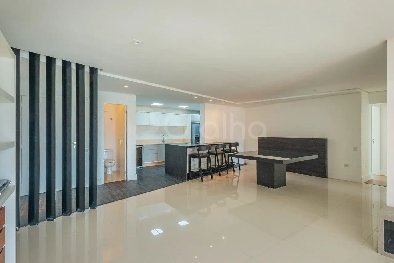 Apartamento para venda com 3 dormitórios em Agronômica com 162 m² — foto 5