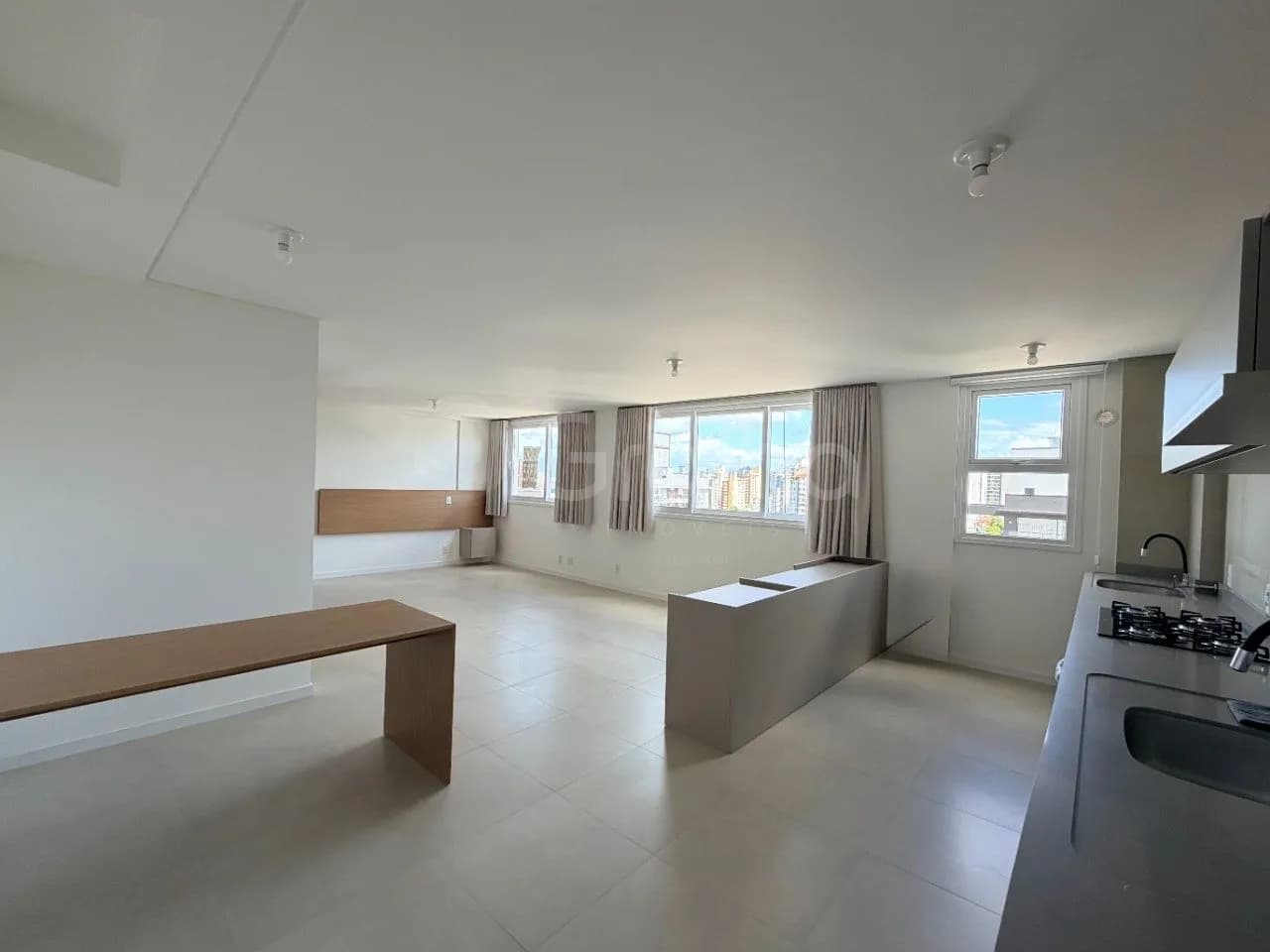 Apartamento para venda com 1 dormitório, em Centro com 39 m² — foto principal