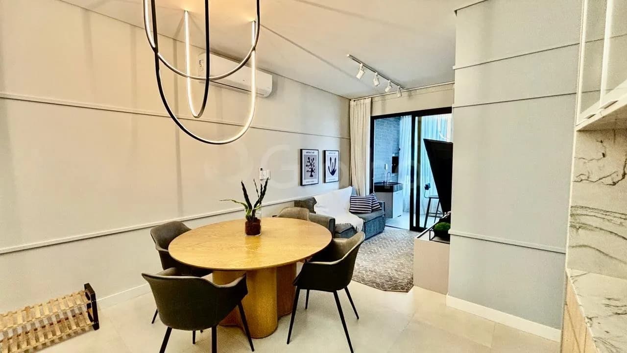 Apartamento para venda com 2 dormitórios em Campeche com 73 m² — foto 2