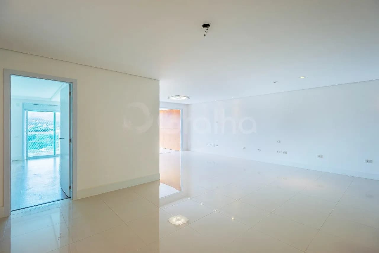 Apartamento para venda com 3 dormitórios em Agronômica com 165 m² — foto 2