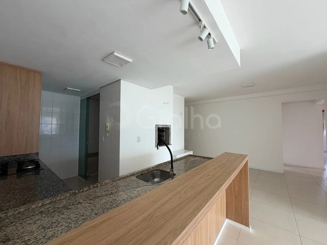 Apartamento para venda com 3 dormitórios em Barreiros com 106 m² — foto 4