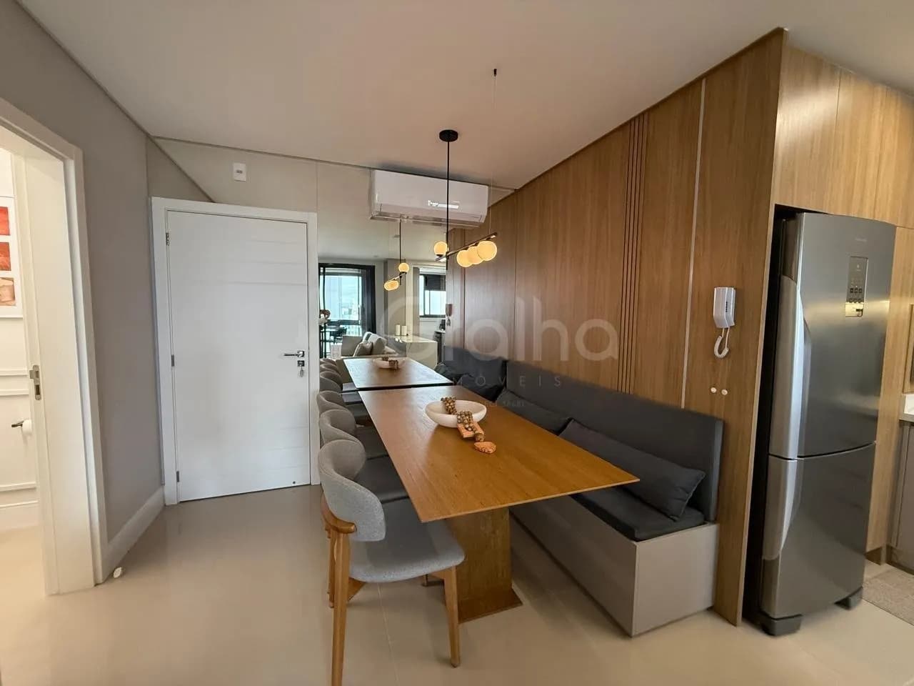 Apartamento para venda com 2 dormitórios em Agronômica com 79 m² — foto 2