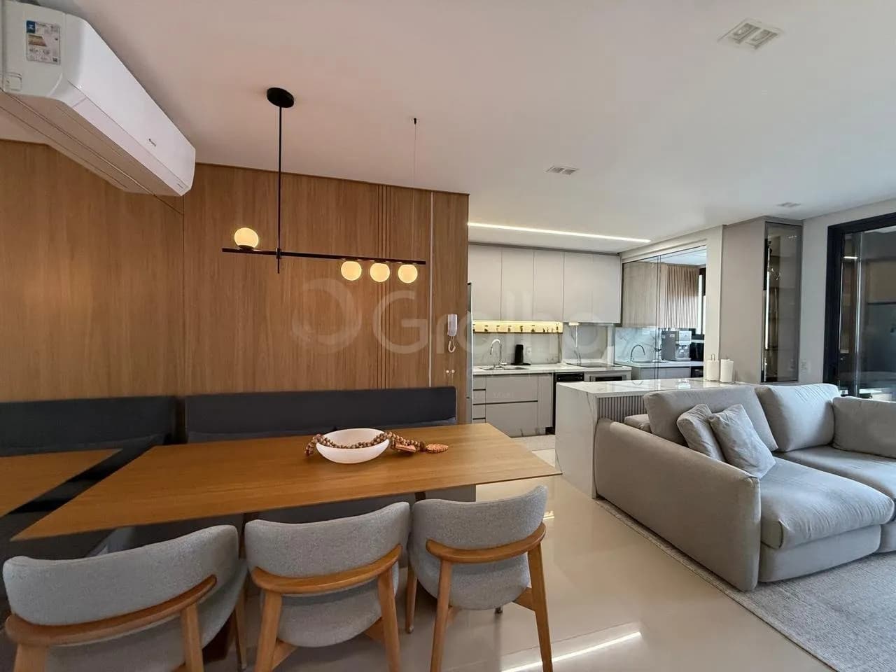 Apartamento para venda com 2 dormitórios em Agronômica com 79 m² — foto 3