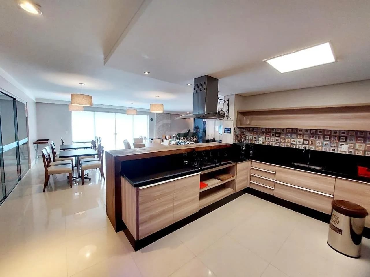 Apartamento para venda com 3 dormitórios em Kobrasol com 83 m² — foto principal