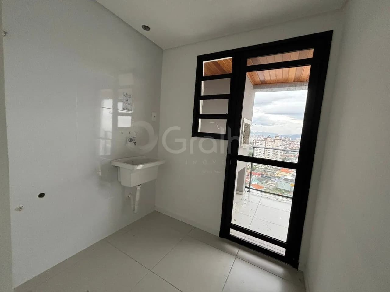 Apartamento para venda com 2 dormitórios em Barreiros com 86 m² — foto 4