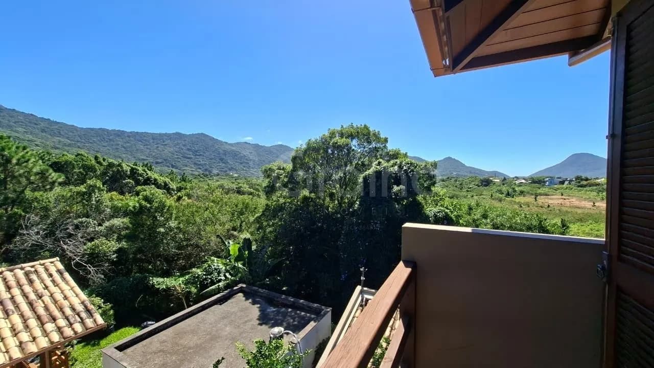 Casa para venda com 4 dormitórios em Pântano Do Sul com 280 m² — foto 4