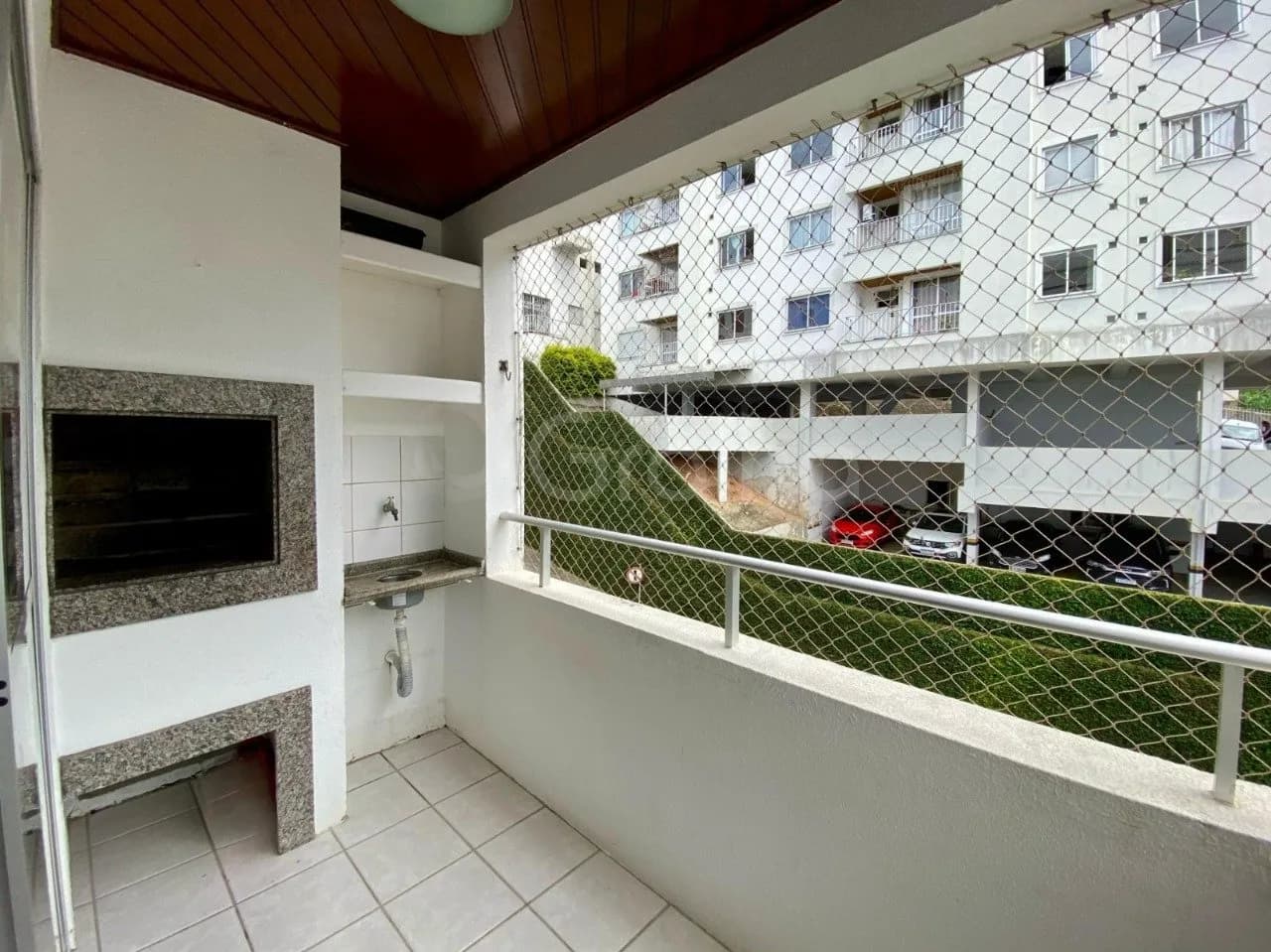 Apartamento para venda com 2 dormitórios em Carvoeira com 69 m² — foto 4