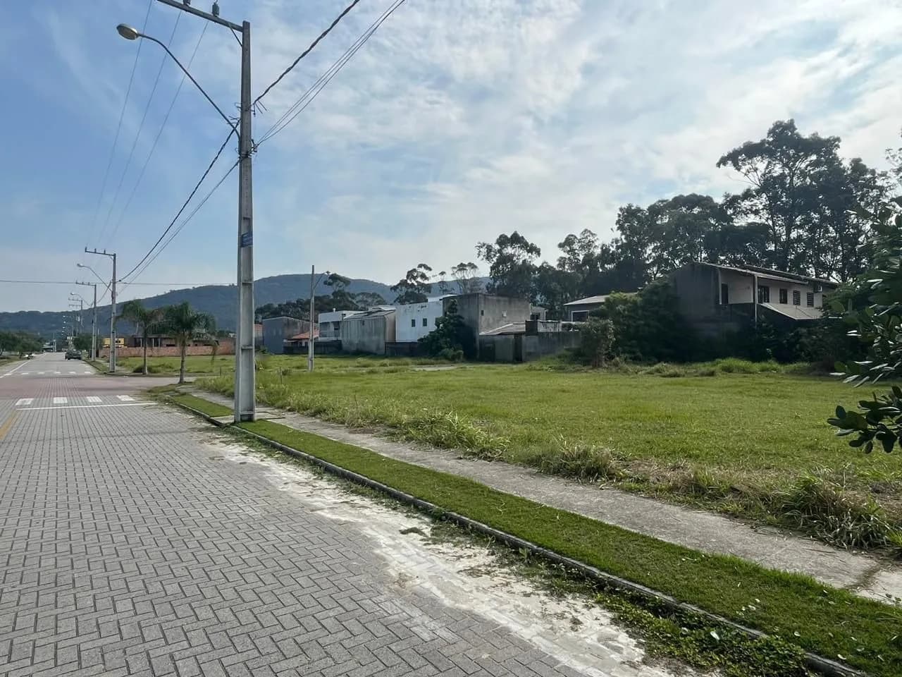 Terreno para venda em Ingleses Do Rio Vermelho com 500 m² — foto principal