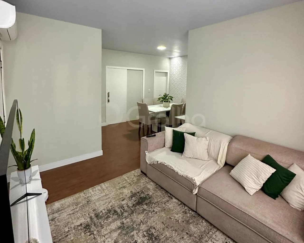 Casa para venda com 2 dormitórios em Forquilhinha com 150 m²