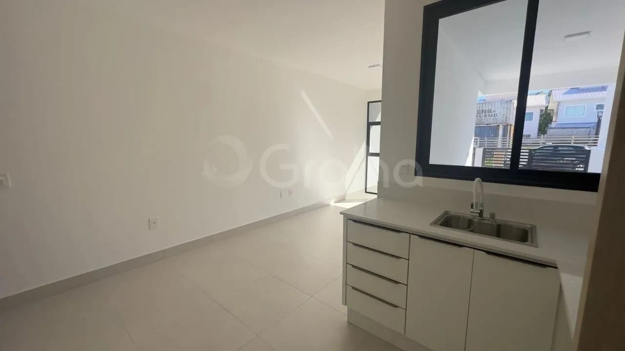 Casa para venda com 2 dormitórios em Forquilhas com 68 m² — foto 4