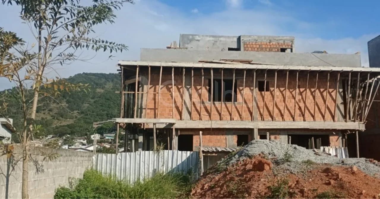 Casa para venda com 2 dormitórios em Ribeirão da Ilha com 105 m² — foto 4