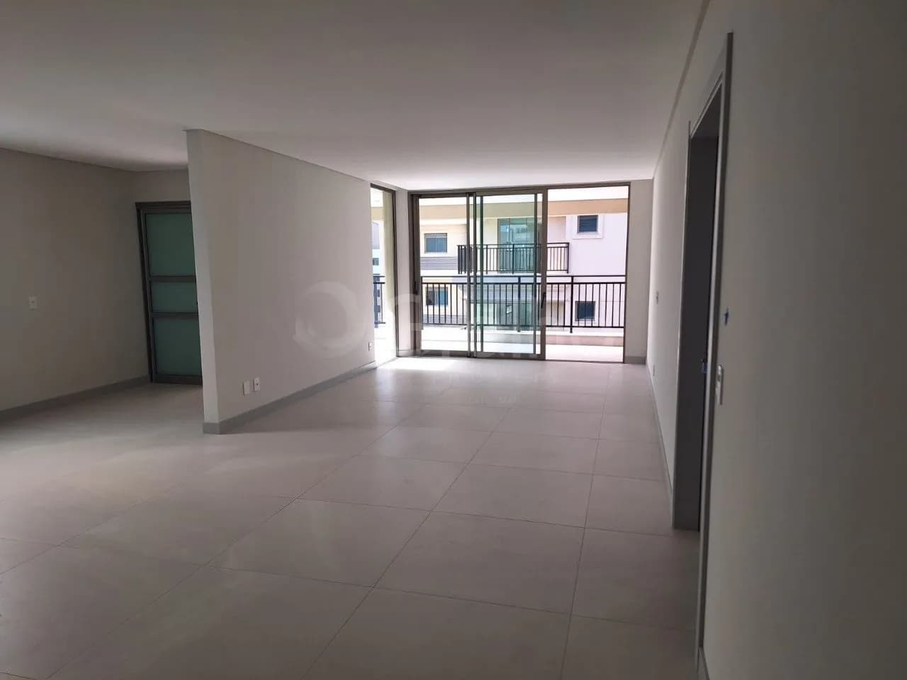 Apartamento para venda com 3 dormitórios em Centro com 154 m² — foto principal