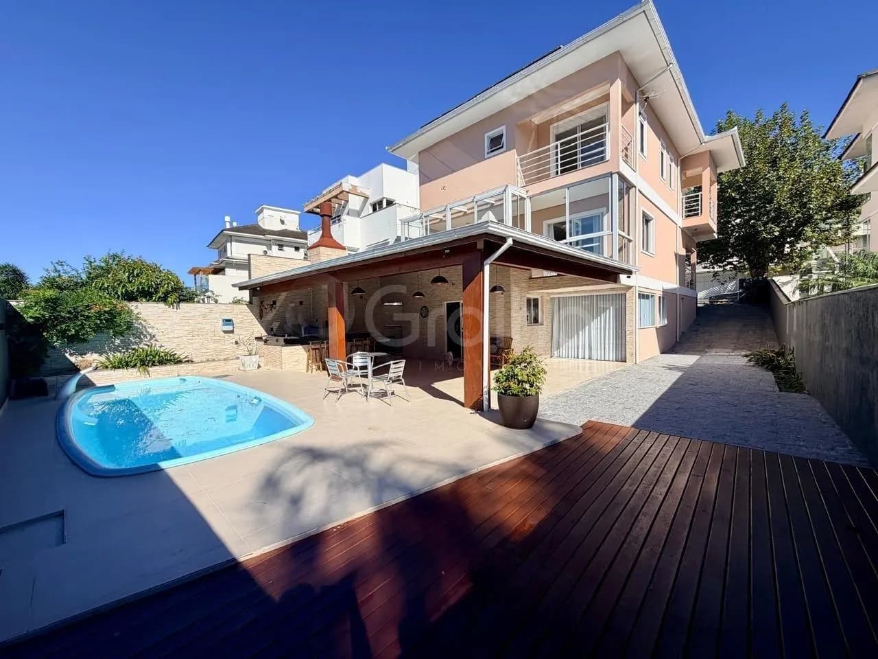 Casa para venda com 4 dormitórios em Pedra Branca com 285 m² — foto principal