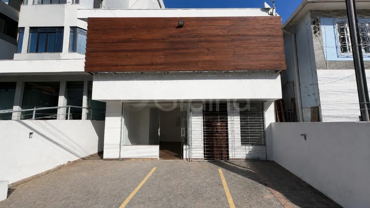 Casa comercial para venda em Centro com 198 m² — foto principal