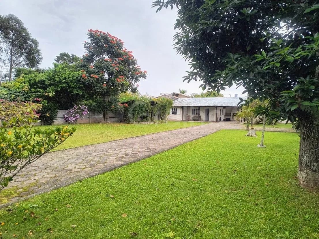 Terreno para venda em Campeche com 997 m² — foto principal