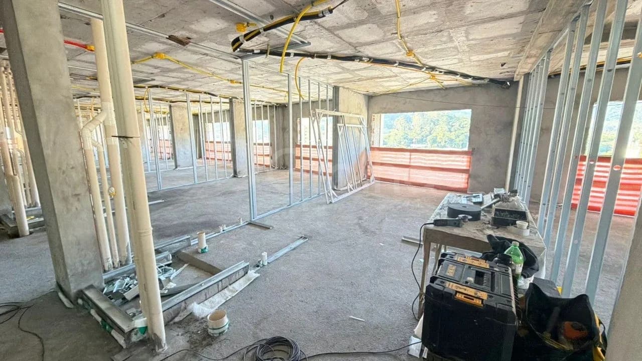 Apartamento para venda com 1 dormitório, em Saco Grande com 43 m² — foto 4