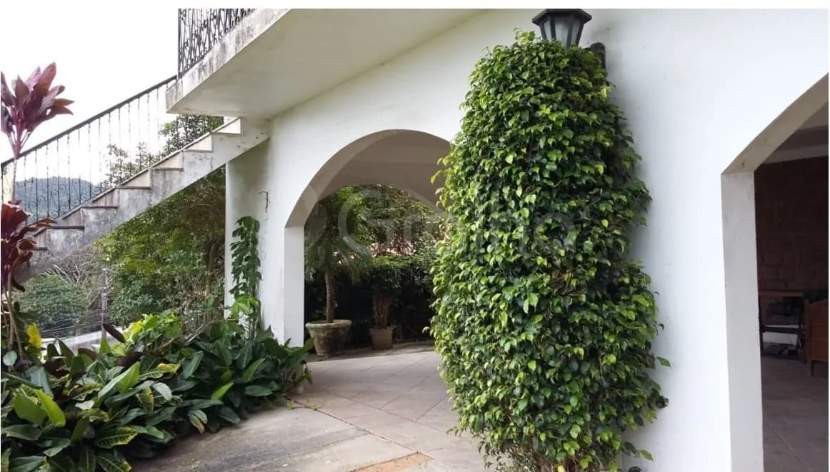 Casa para venda com 4 dormitórios em Carvoeira com 515 m² — foto 2