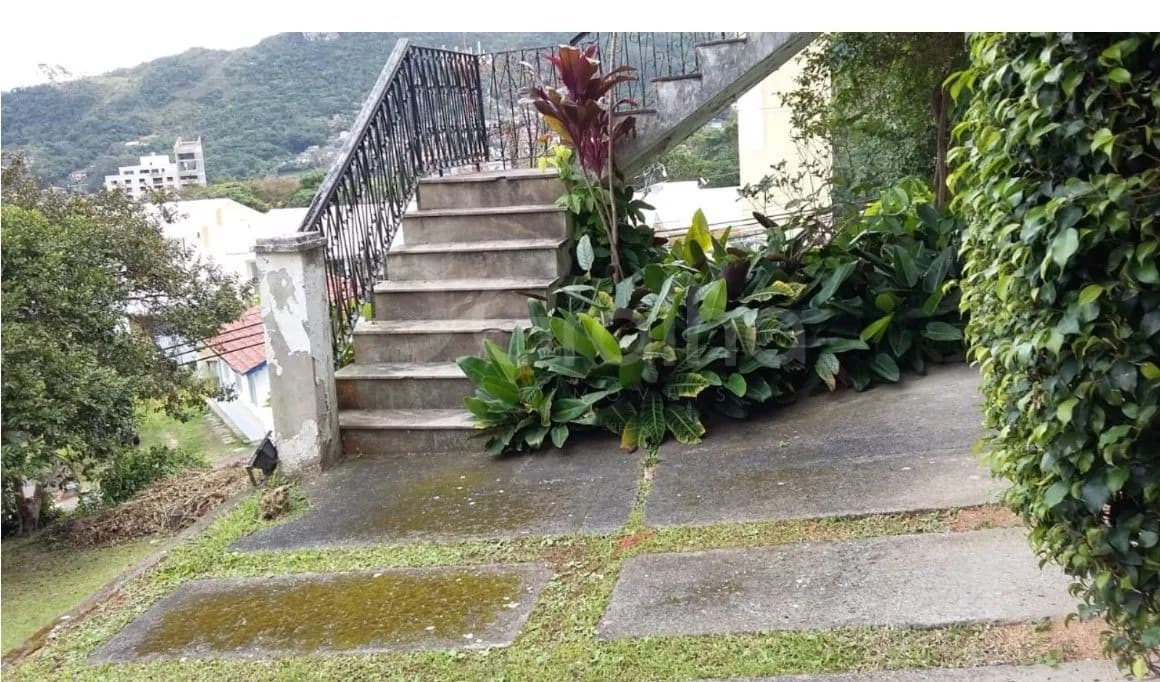 Casa para venda com 4 dormitórios em Carvoeira com 515 m² — foto 3