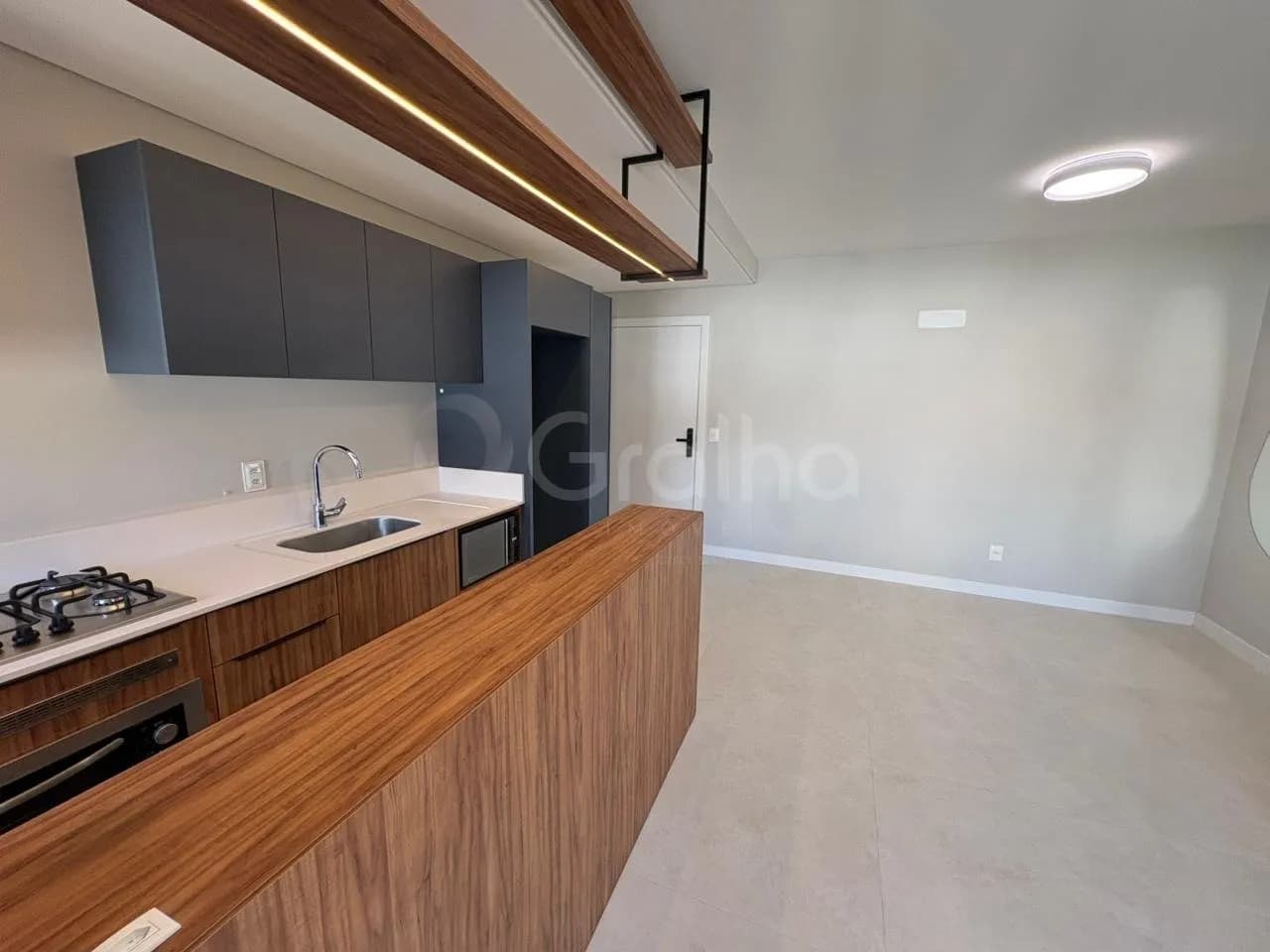 Apartamento para venda com 2 dormitórios em Agronômica com 65 m² — foto 4