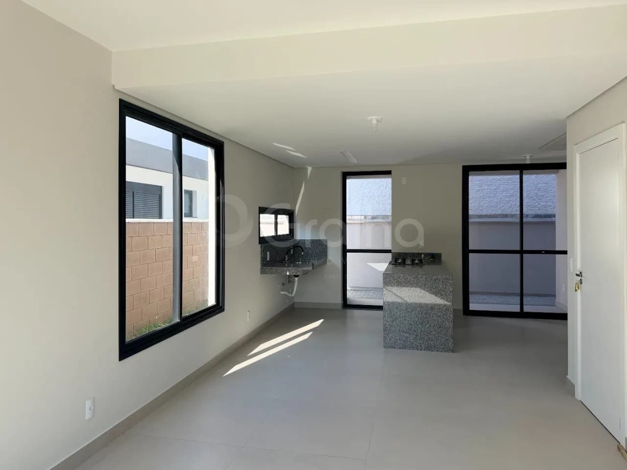 Casa para venda com 3 dormitórios em Carianos com 138 m² — foto 3