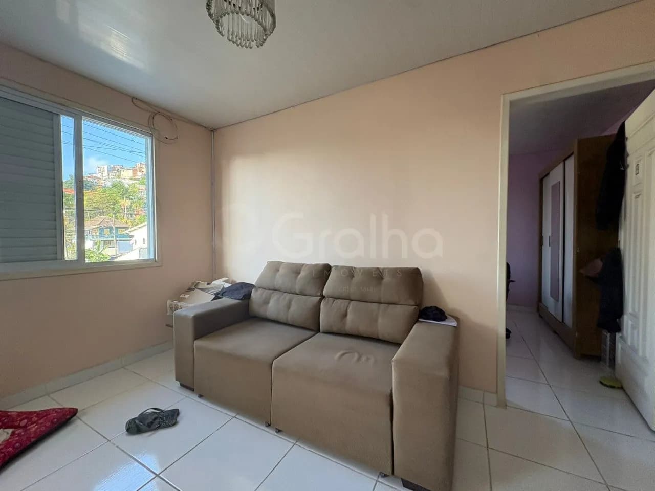 Casa para venda com 2 dormitórios em Agronômica com 54 m² — foto 2