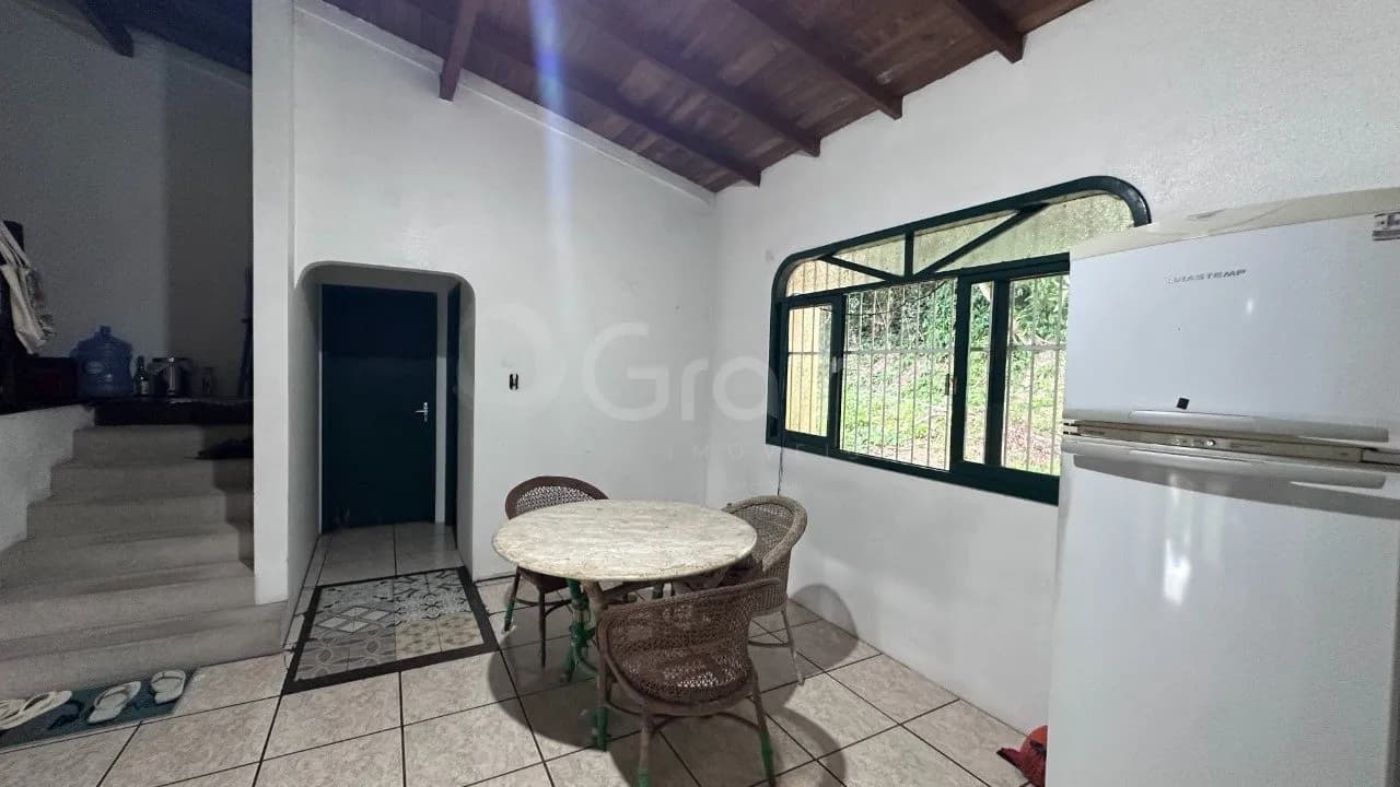 Casa para venda com 7 dormitórios em Centro com 109 m² — foto 2