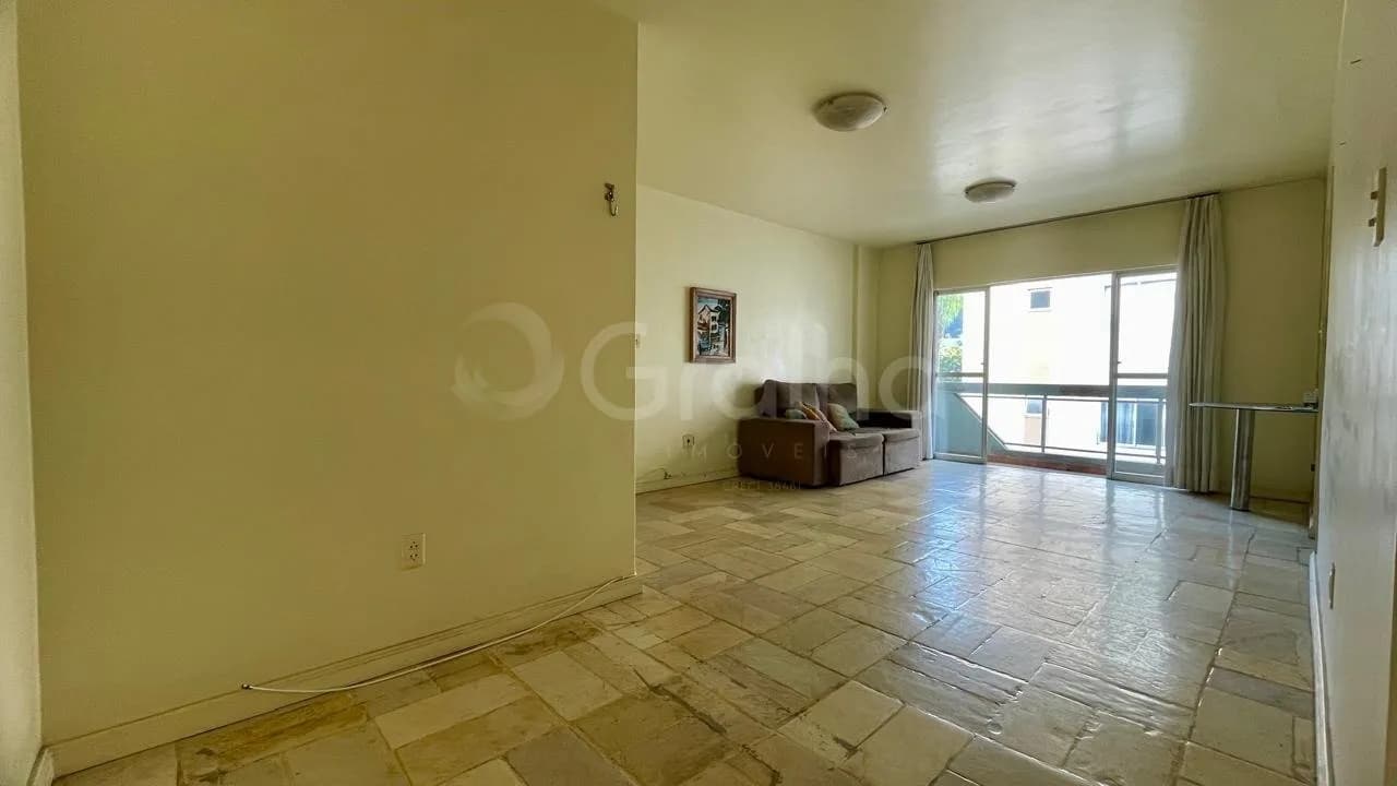 Apartamento para venda com 3 dormitórios em Carvoeira com 86 m² — foto principal