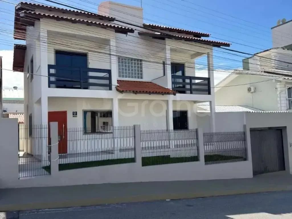 Casa para venda com 4 dormitórios em Ipiranga com 235 m² — foto principal