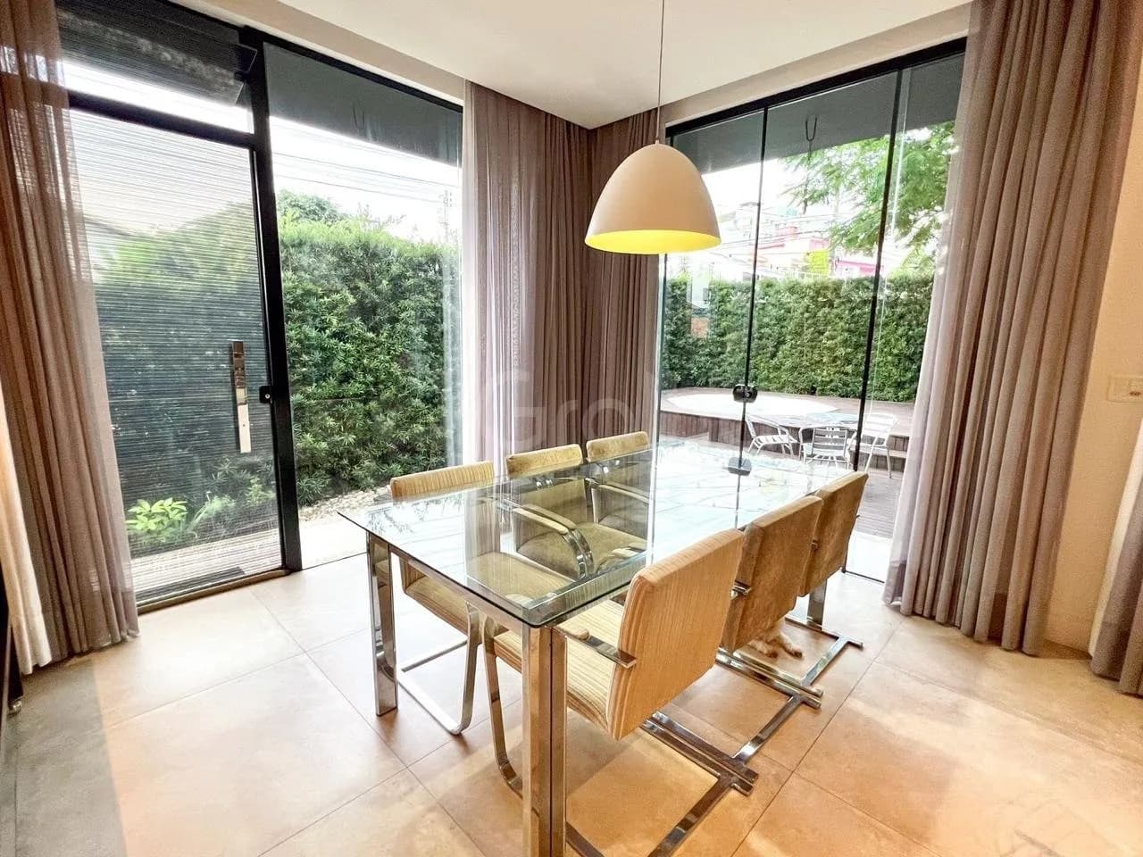 Casa para venda com 3 dormitórios em Bom Abrigo com 188 m² — foto 2