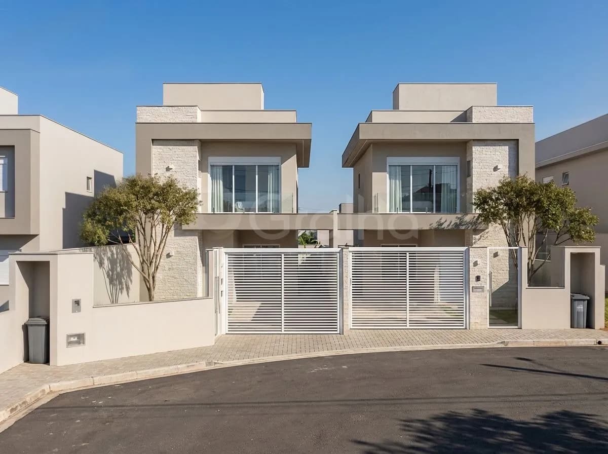 Casa para venda com 3 dormitórios em Canasvieiras com 137 m² — foto principal
