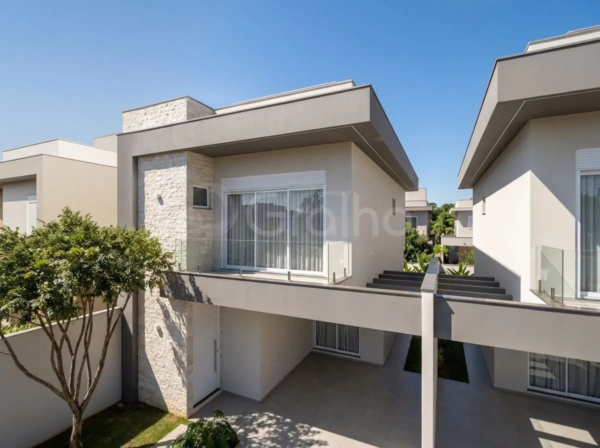 Casa para venda com 3 dormitórios em Canasvieiras com 137 m² — foto 2