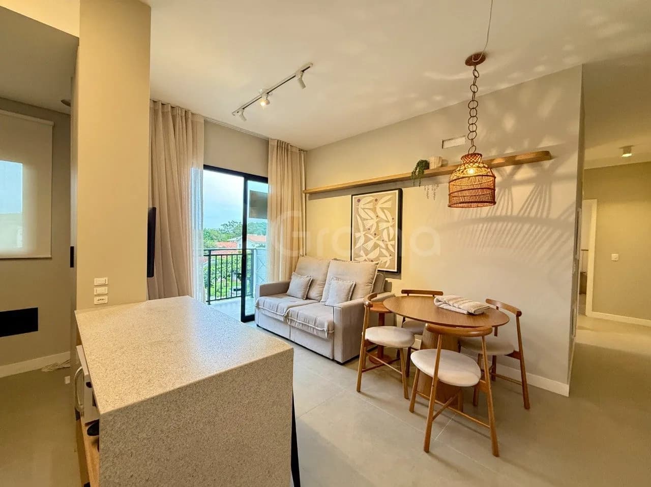 Apartamento para venda com 2 dormitórios em Cachoeira Do Bom Jesus com 65 m² — foto principal