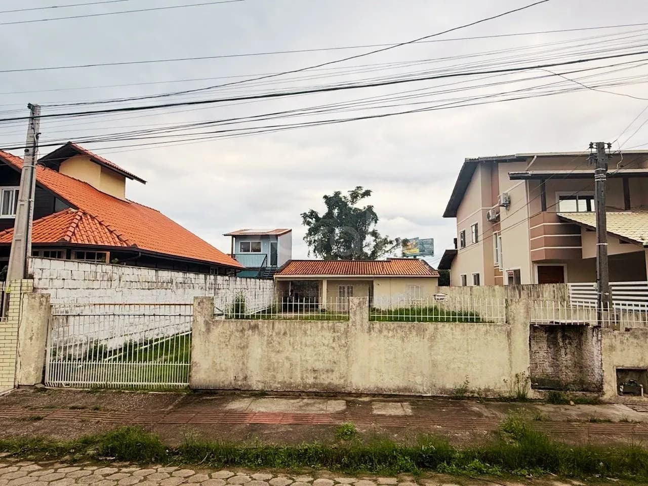 Terreno para venda em Carianos com 360 m² — foto 4