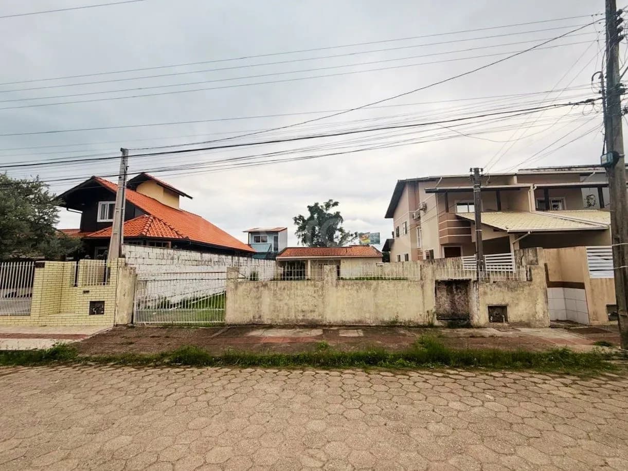 Terreno para venda em Carianos com 360 m² — foto 5