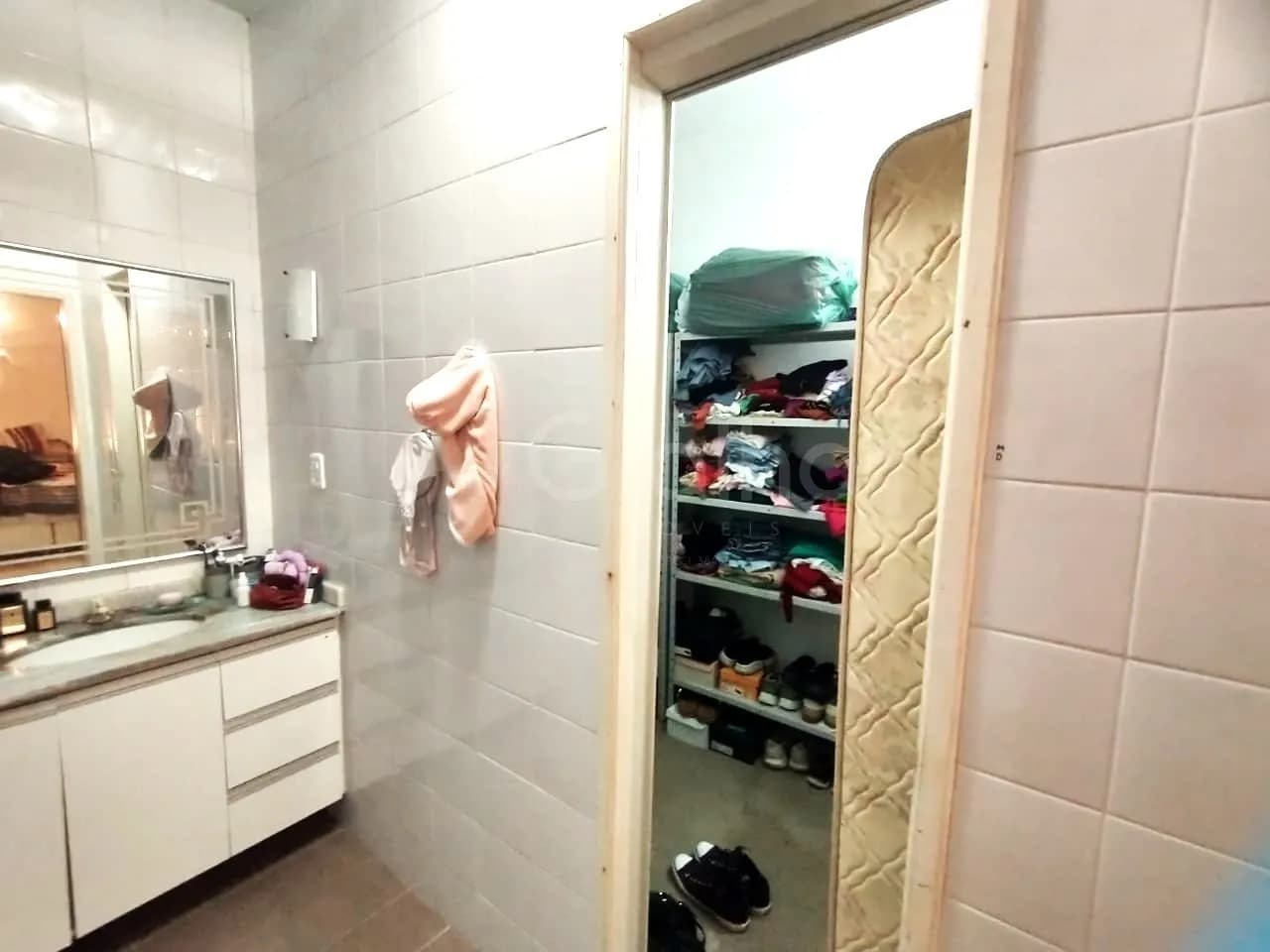 Casa para venda com 5 dormitórios em Coqueiros com 230 m² — foto 4