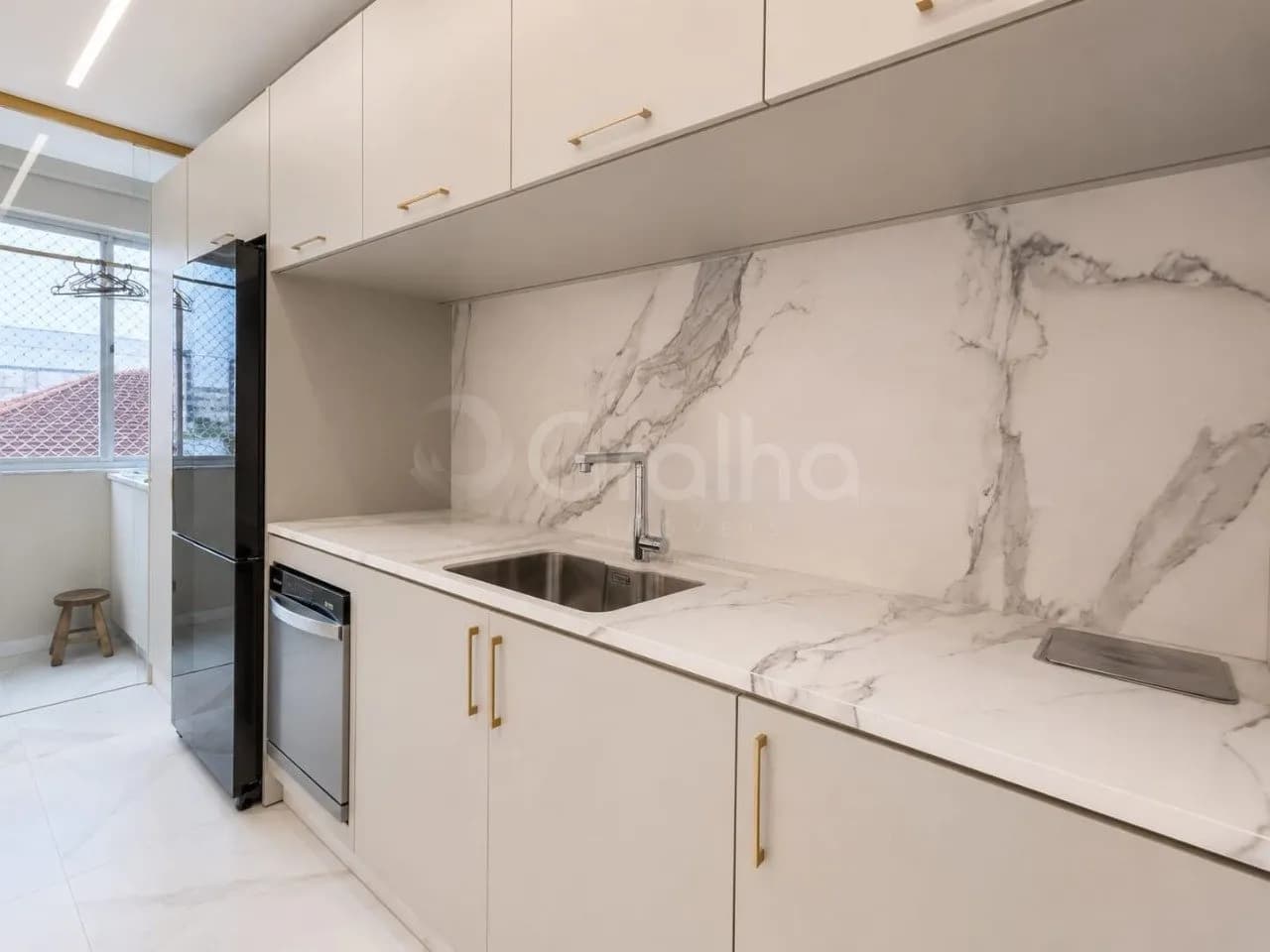 Apartamento para venda com 2 dormitórios em Centro com 85 m² — foto 2