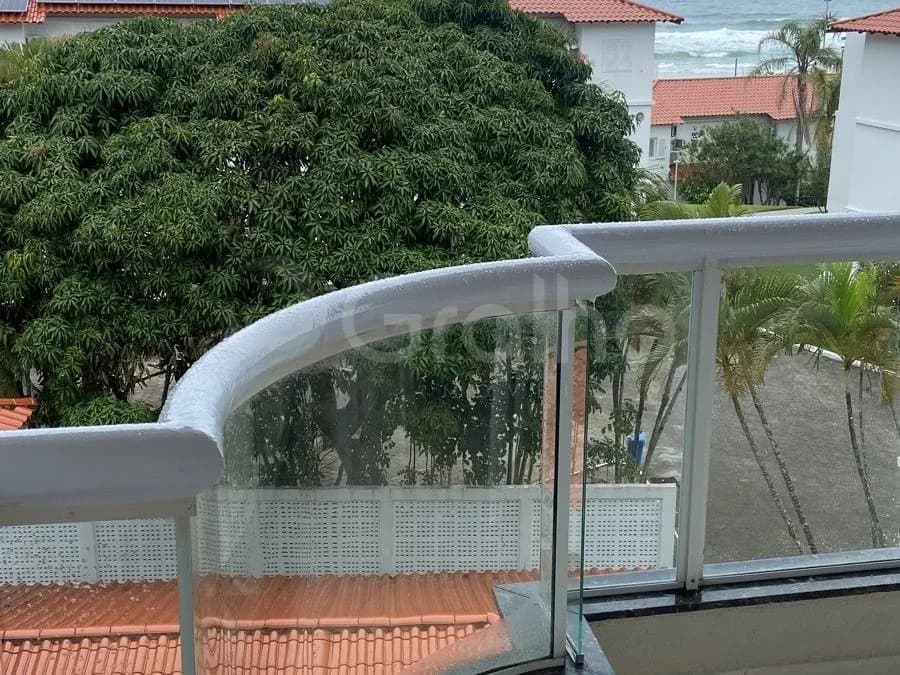 Cobertura para venda com 3 dormitórios em Praia Brava com 80 m² — foto 3