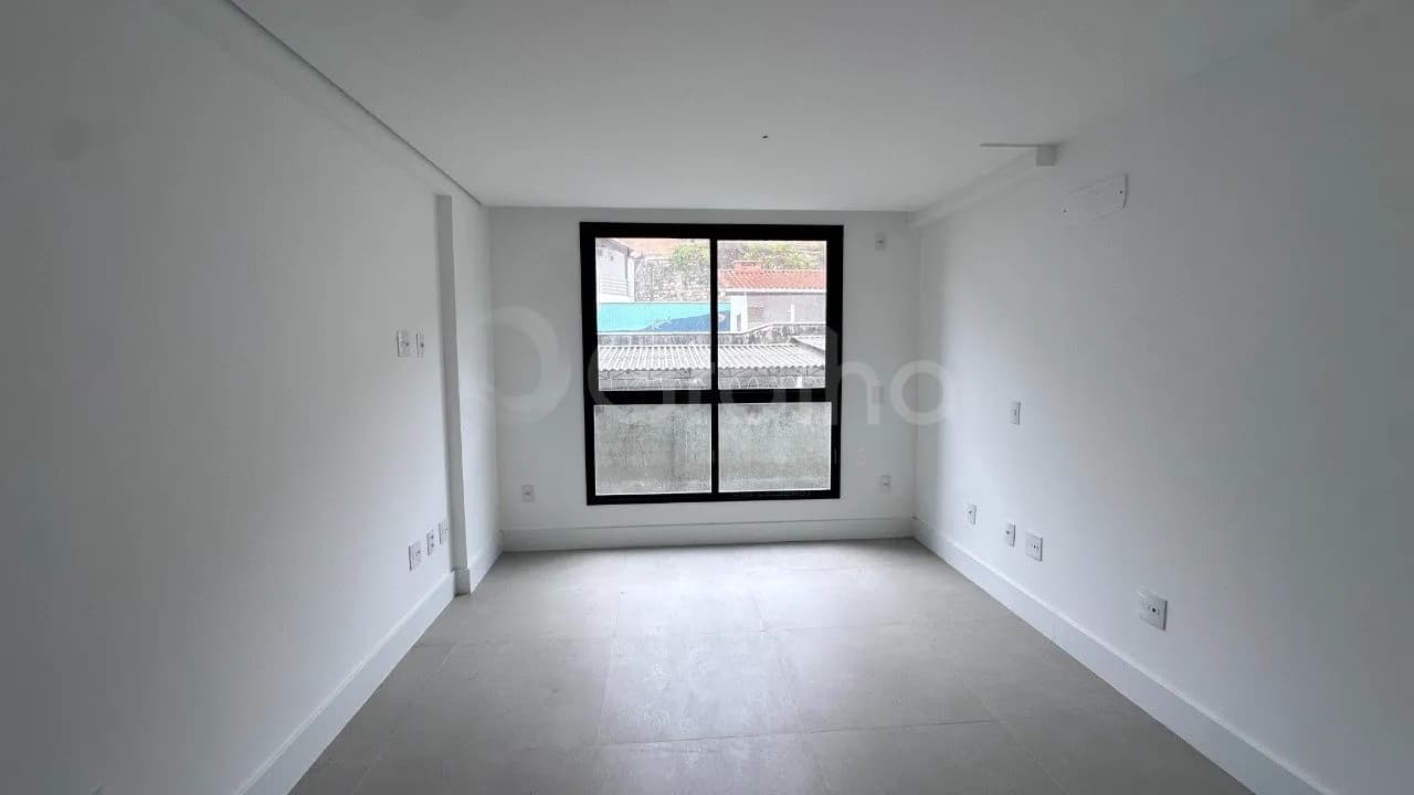 Estúdio para venda com 1 dormitório, em Centro com 23 m² — foto principal