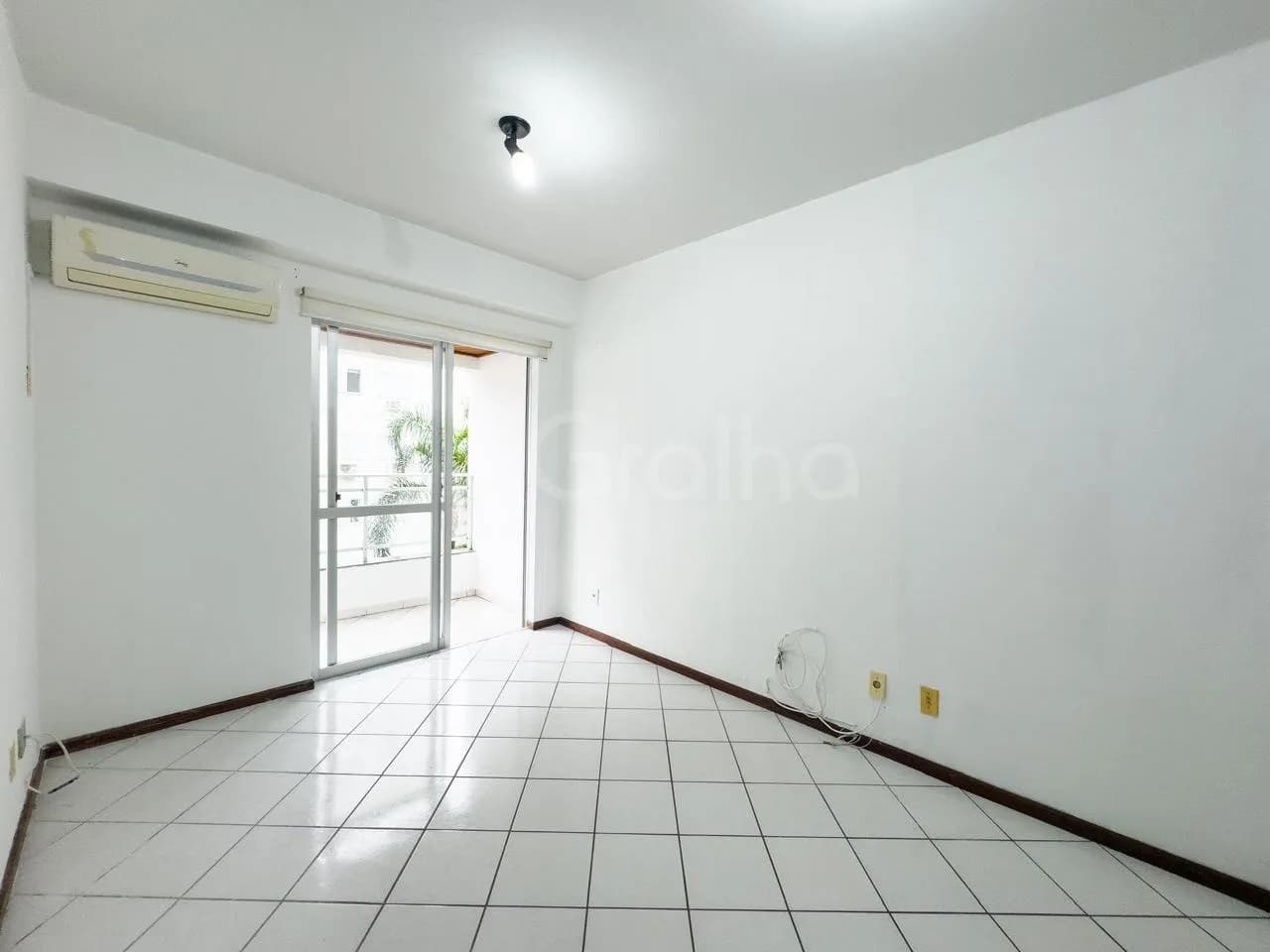 Apartamento para venda com 2 dormitórios em Itacorubi com 57 m² — foto 2