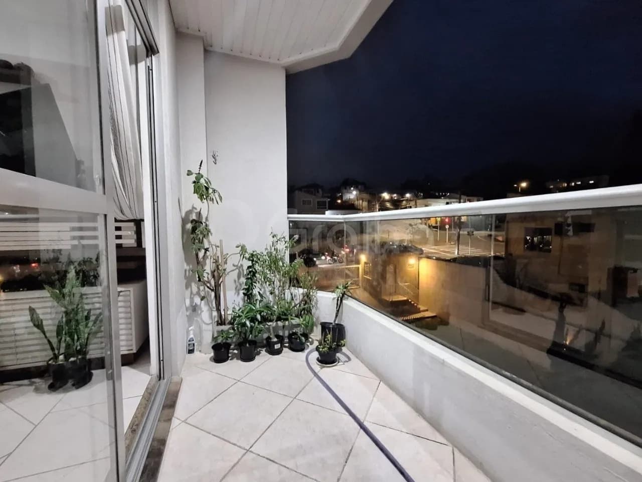 Apartamento para venda com 2 dormitórios em Abraão com 72 m² — foto 3