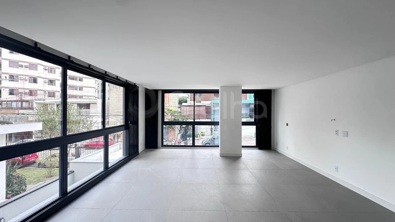 Apartamento para venda com 2 dormitórios em Centro com 151 m² — foto 2