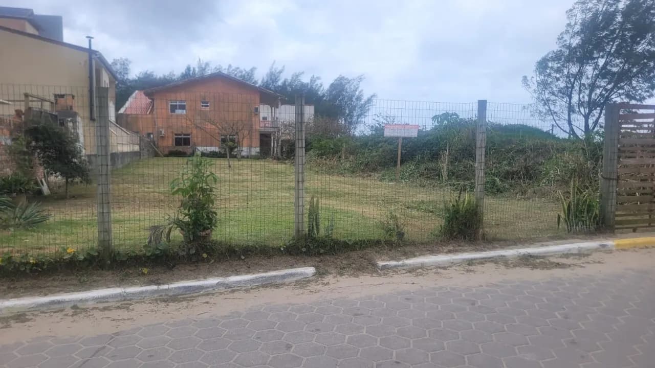Terreno para venda em Morro Das Pedras com 952 m²