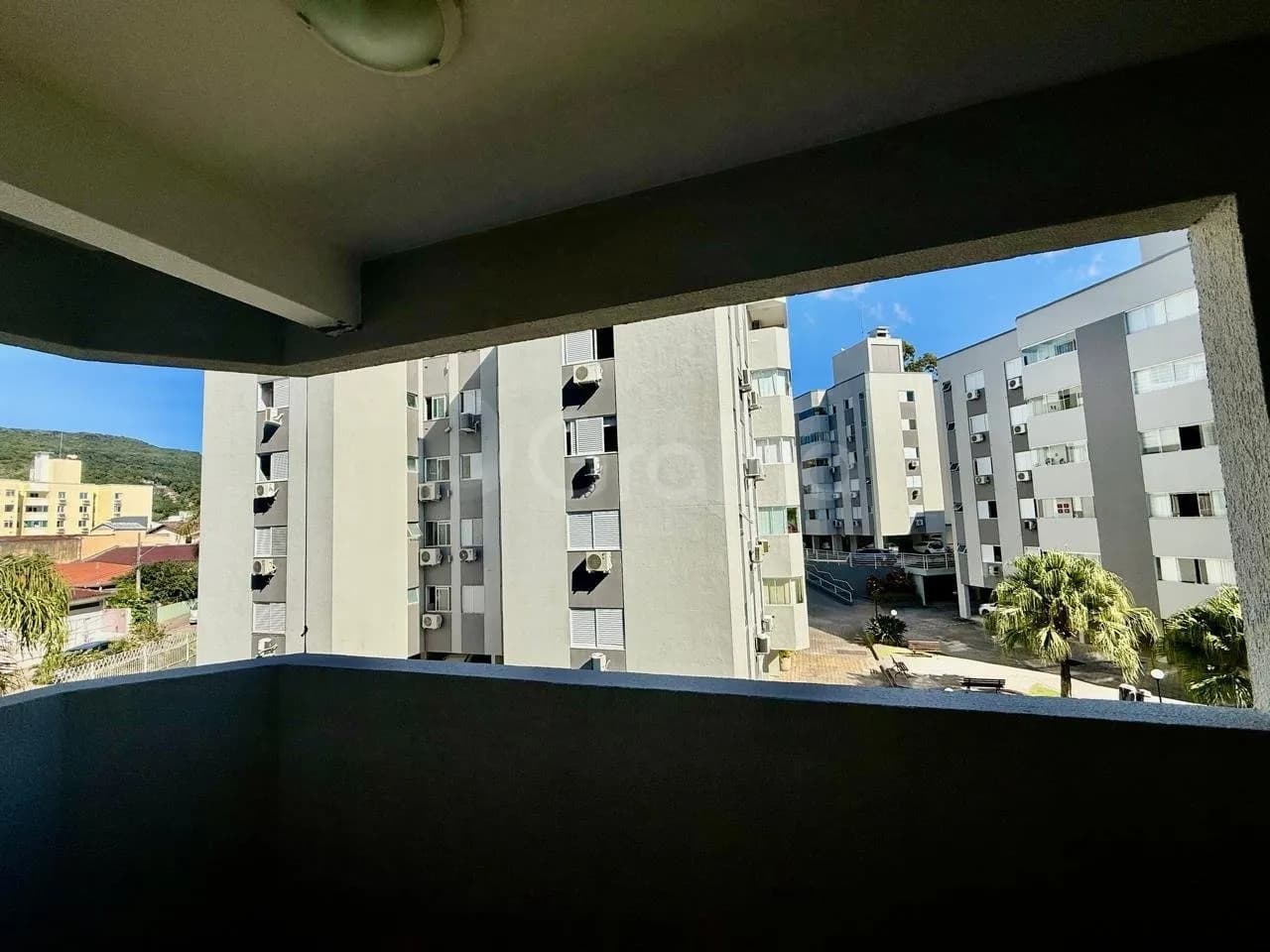 Apartamento para venda com 3 dormitórios em Côrrego Grande com 109 m² — foto 3