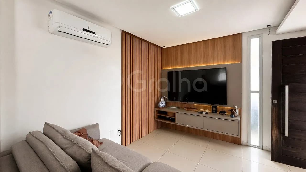 Casa para venda com 3 dormitórios em Morro Das Pedras com 134 m² — foto principal